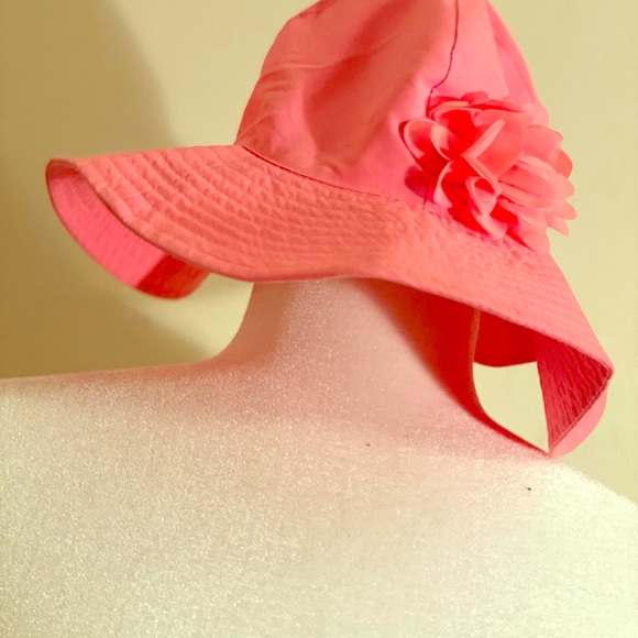 carters bucket hat